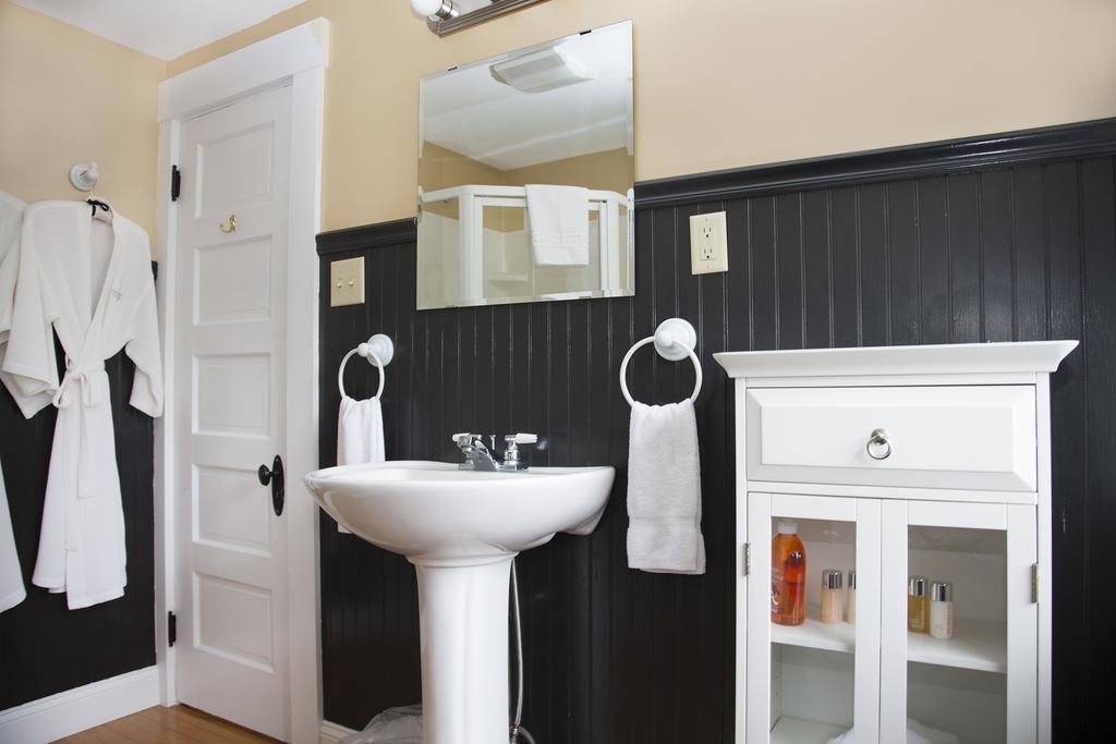 Inn Glynn House 5*